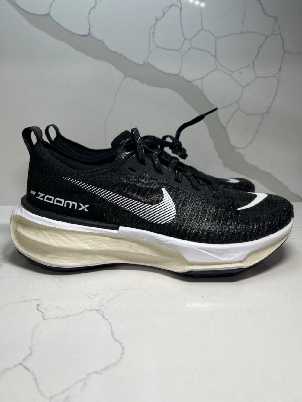 Nike Womens Zoom X Invincible Run 3 Black